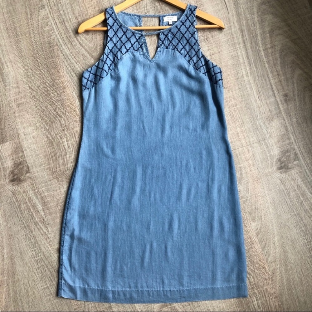 Crown &Ivy chambray dress - Picture 2 of 6